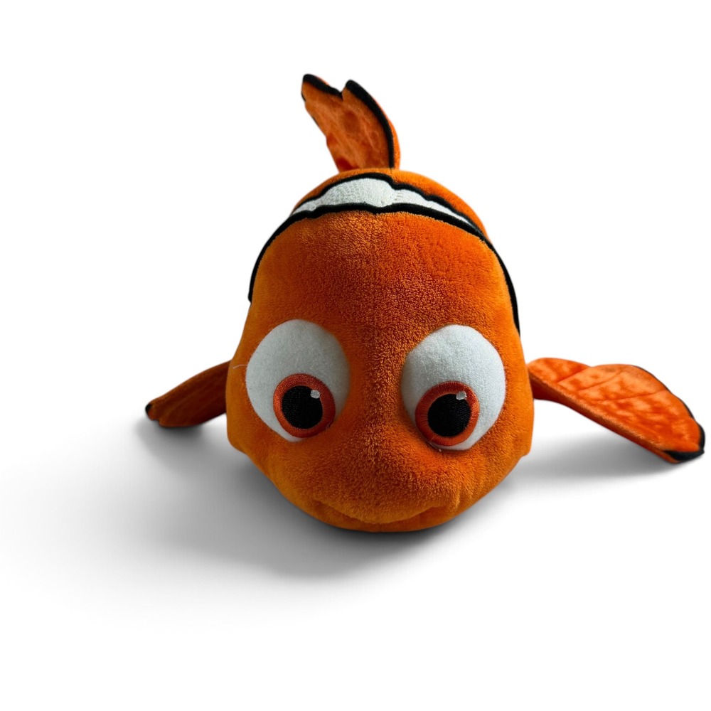 Disney Store Finding Nemo Plush Orange Clownfish Stuffed Animal 14in Lucky Fin